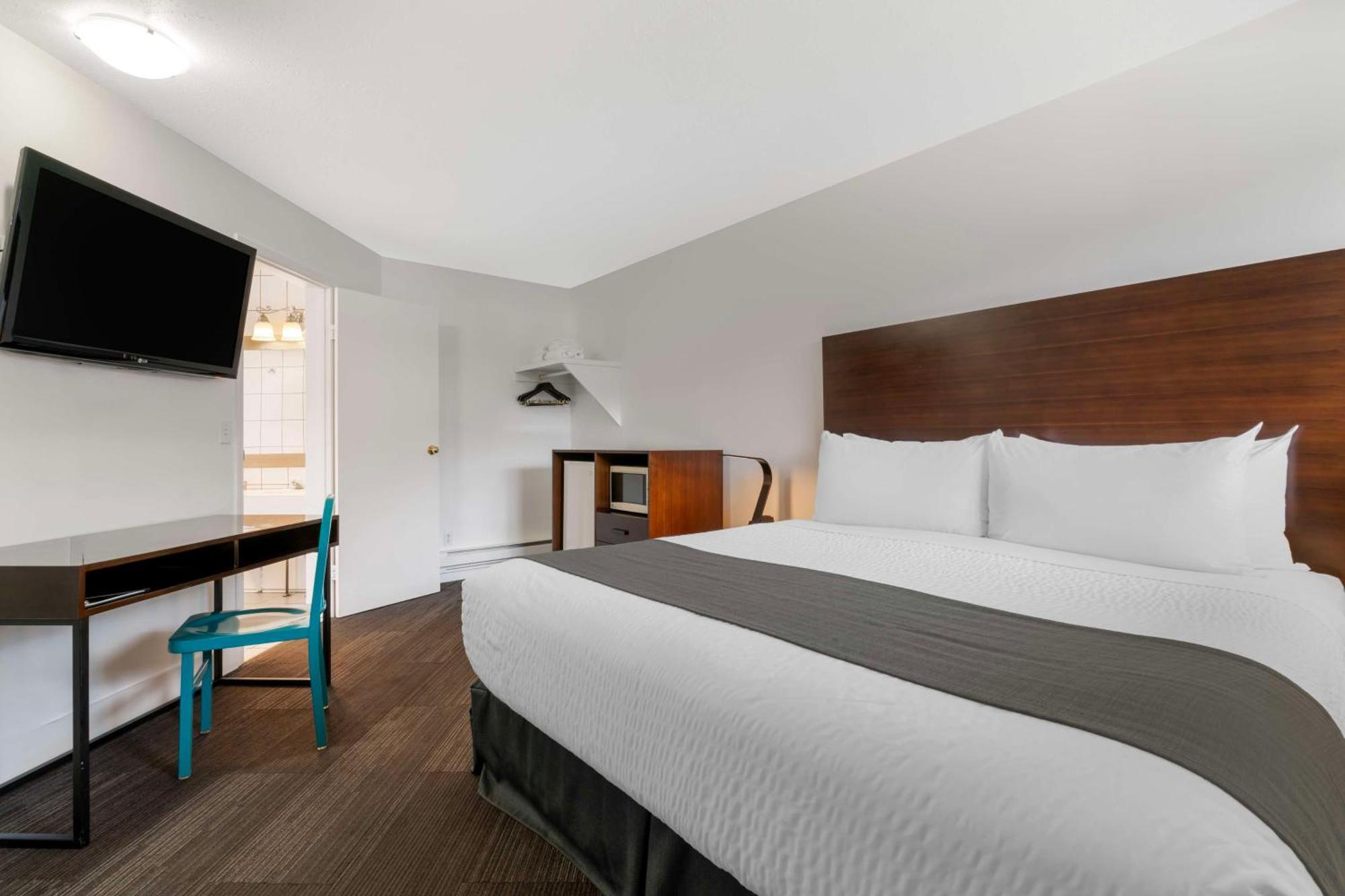 Stoke Hotel Surestay Collection By Best Western Revelstoke Extérieur photo