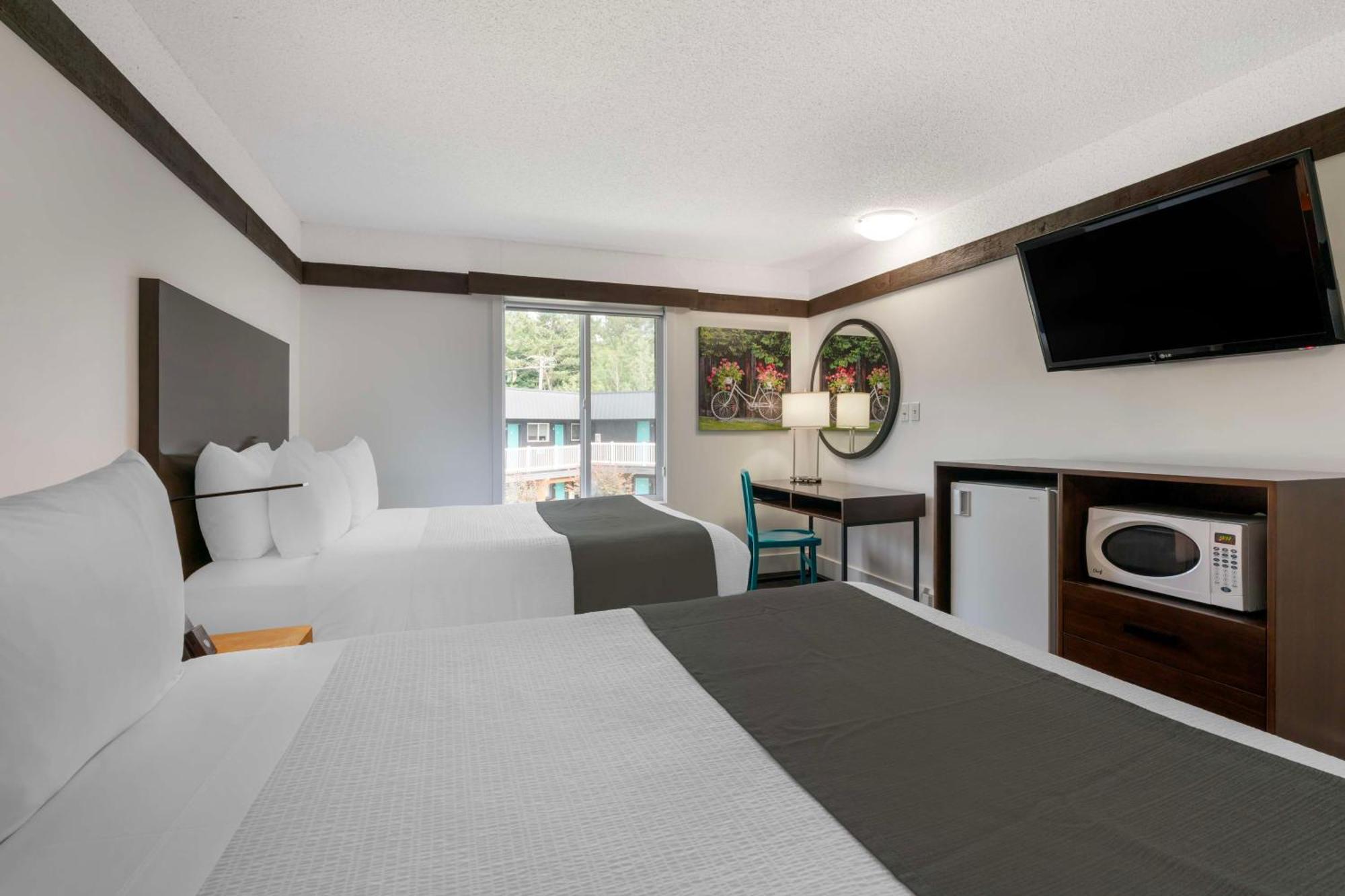 Stoke Hotel Surestay Collection By Best Western Revelstoke Extérieur photo